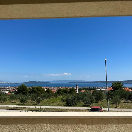 Appartamento Apartman Aurora Kaštel Novi Esterno foto